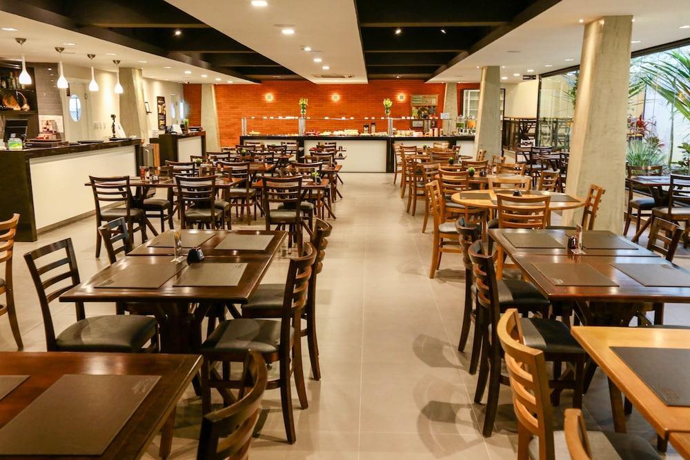 Hotel Emacite Flex Mafra Ngoại thất bức ảnh