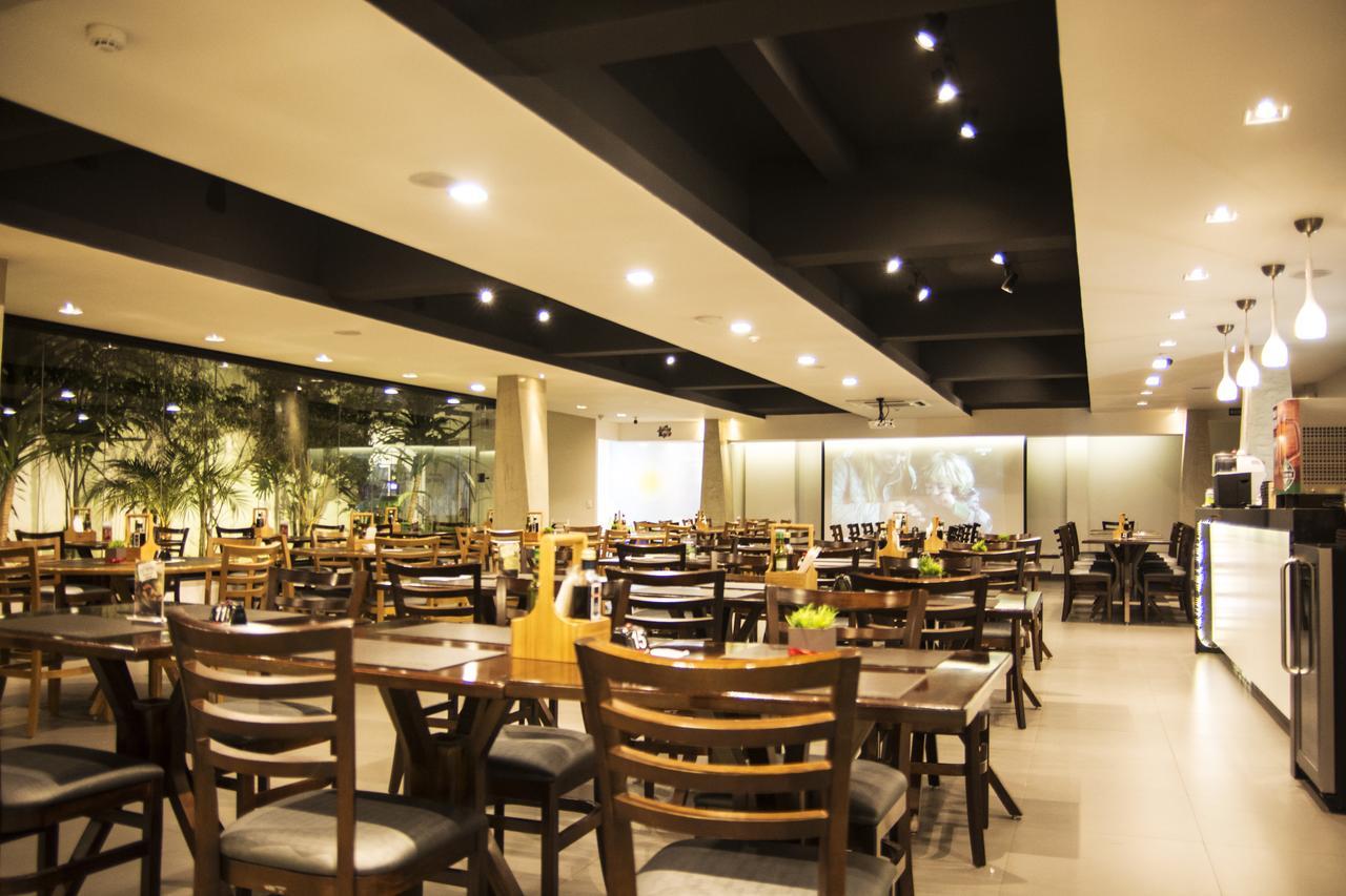 Hotel Emacite Flex Mafra Ngoại thất bức ảnh